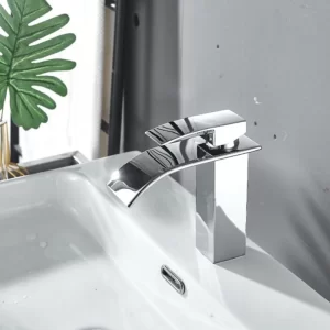 Torneira Monocomando Metal Bica Baixa Cascata
